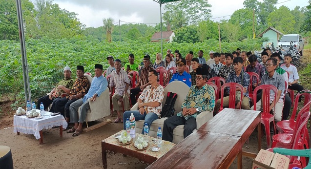 PT GGP Socializes Waste Bank in Bandar Agung Village