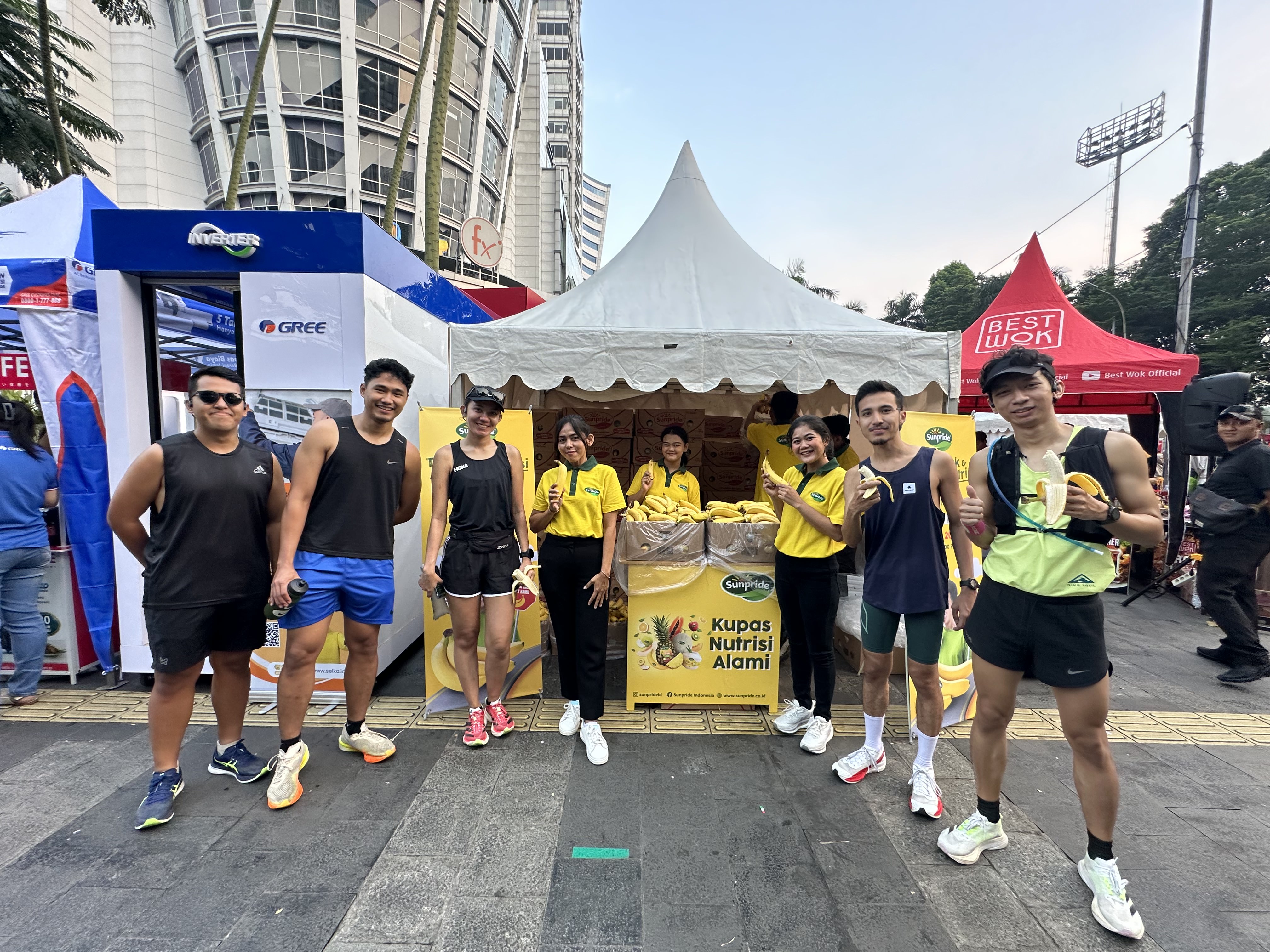 Sunpride Enlivens CFD Jakarta with the Campaign “Peel Your Natural Nutrition, Keep Moving and Be Active in Nutrition”